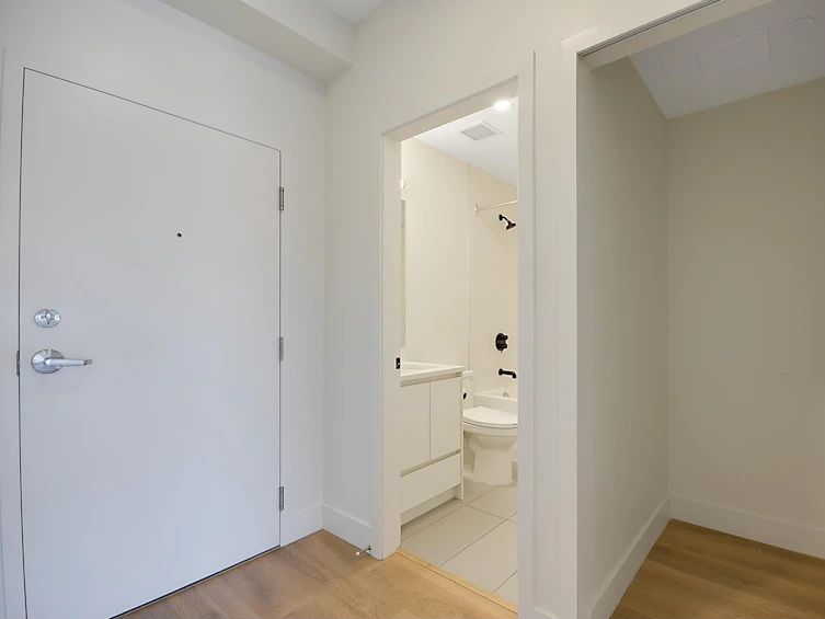 411-8496 120, Delta, BC, V3W 3N5 - 6
