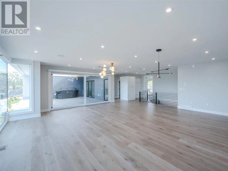 1112 Syer Road, Penticton, BC, V2A 9G4 - 27