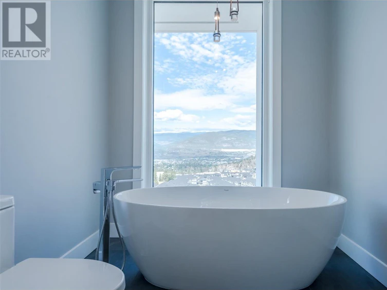1112 Syer Road, Penticton, BC, V2A 9G4 - 37