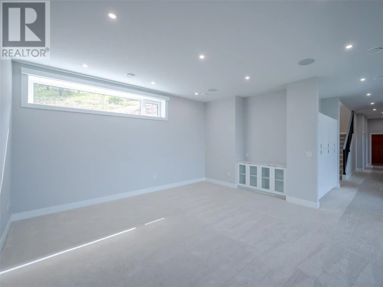 1112 Syer Road, Penticton, BC, V2A 9G4 - 45