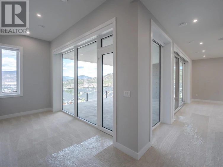 1112 Syer Road, Penticton, BC, V2A 9G4 - 50