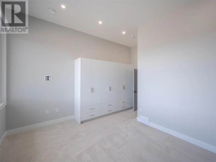 1112 Syer Road, Penticton, BC, V2A 9G4 - 56