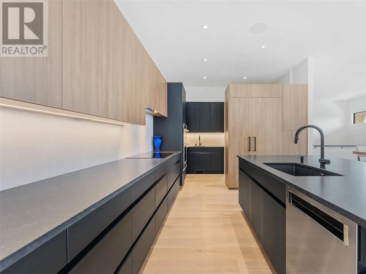 730 Pinehaven Court, Kelowna, BC, V1V 2Y3 - 13