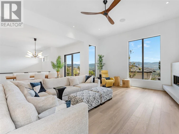 730 Pinehaven Court, Kelowna, BC, V1V 2Y3 - 7