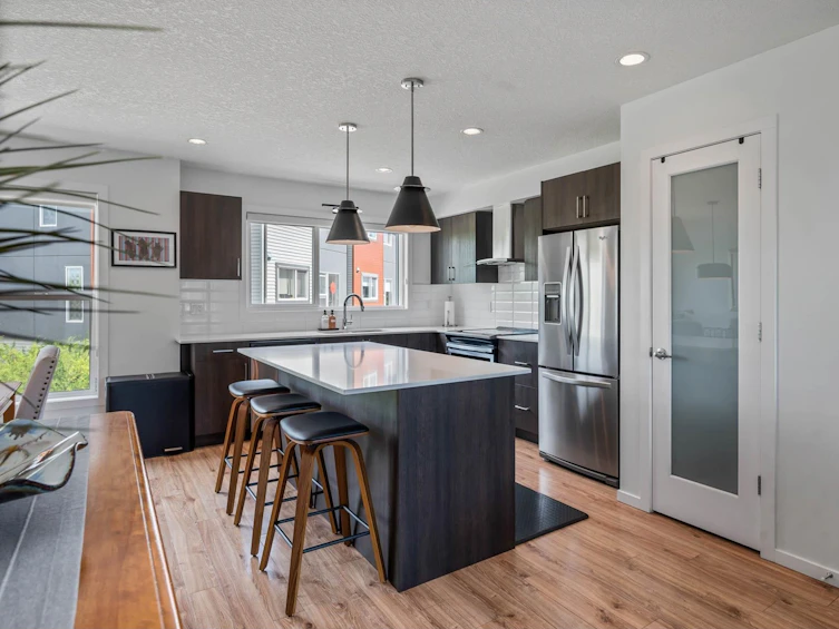35-1075 Rosenthal Bv NW, Edmonton, AB, T5T 7G5