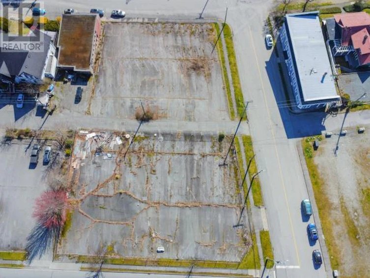 1 Marine Avenue, Powell River, BC - 10