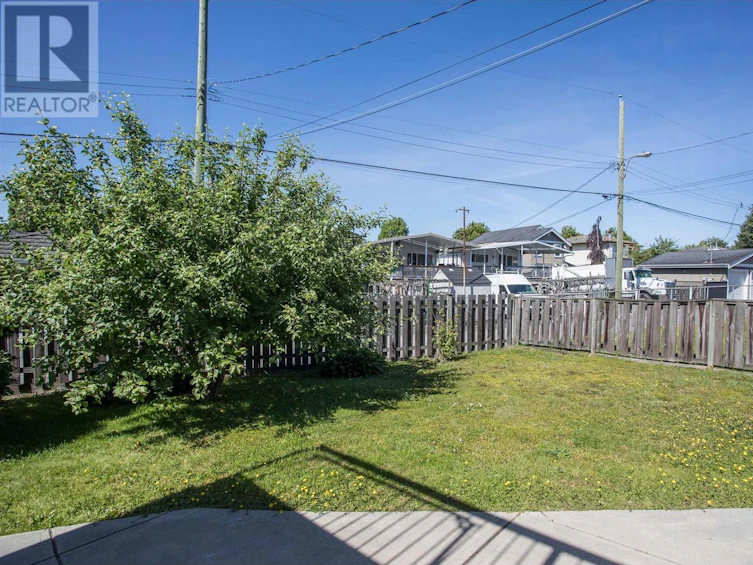 3325 Winlaw Place, Vancouver, BC, V5M 3G5 - 22