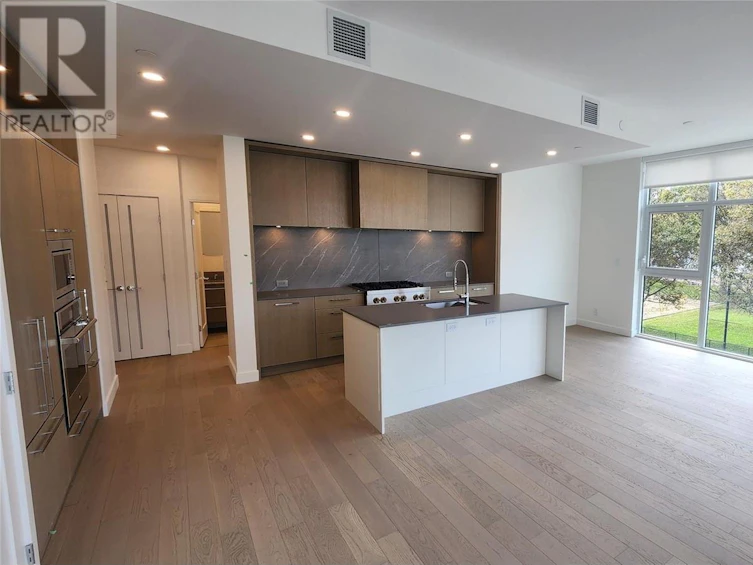 N316-3389 Lakeshore Road, Kelowna, BC, V1W 3S9 - 5