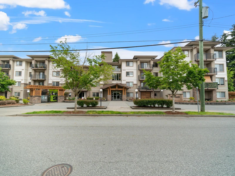 205 - 32063 Mt Waddington Avenue, Abbotsford BC V2T 2E7