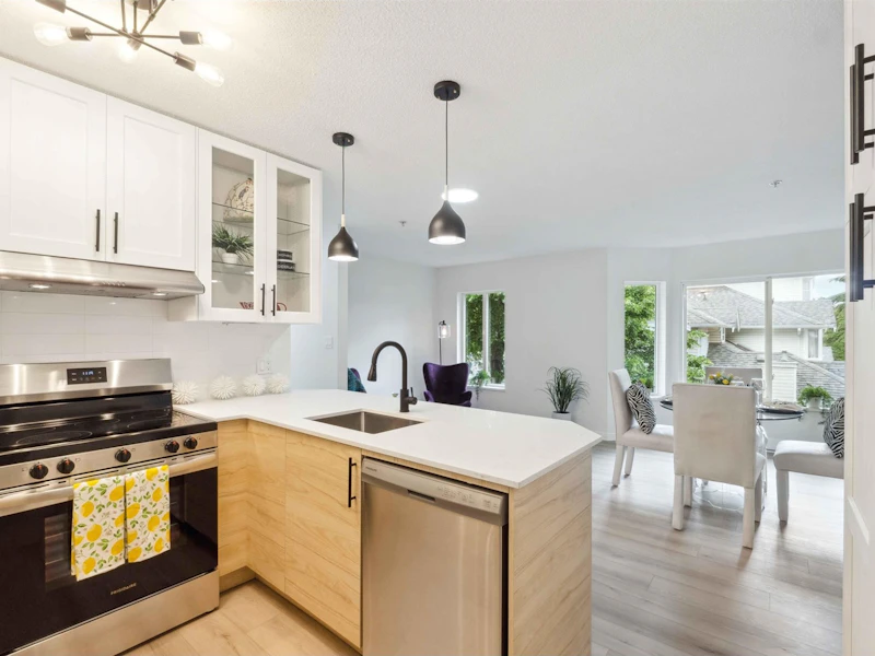 202 - 12160 80th Avenue, Surrey BC V3W 0V3