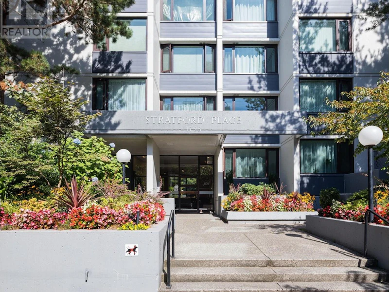902 - 1725 Pendrell Street, Vancouver BC V6G 2X7