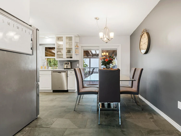 27423 32nd Avenue, Langley, BC, V4W 3J3 - 9