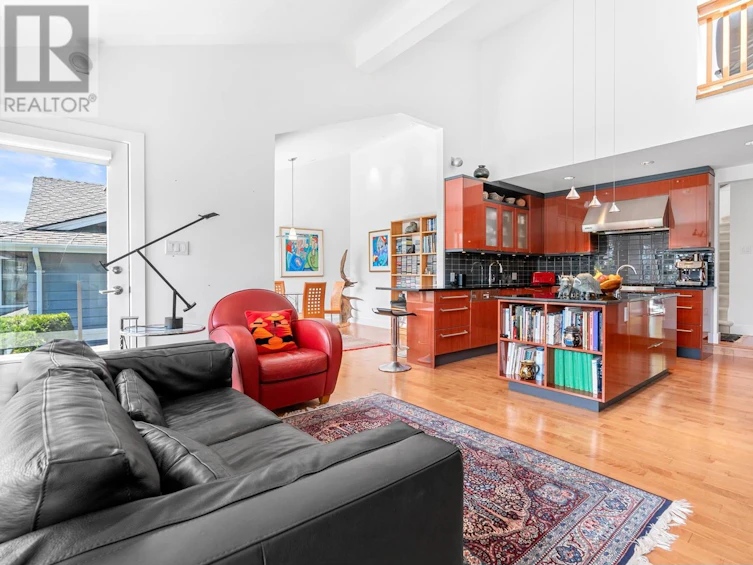 2966 Dresden Way, North Vancouver, BC, V7H 1P6 - 6