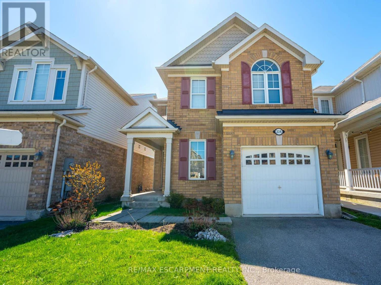 224 Emick Drive, Hamilton, ON, L9K 0E1