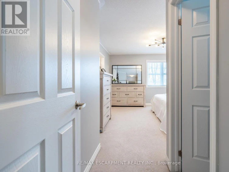 224 Emick Drive, Hamilton, ON, L9K 0E1 - 18