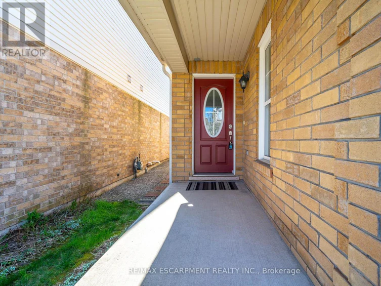 224 Emick Drive, Hamilton, ON, L9K 0E1 - 2