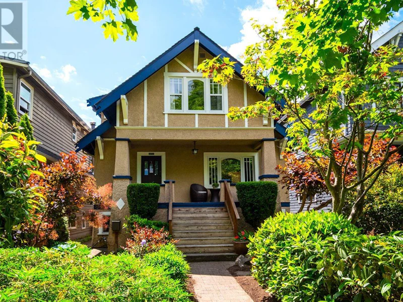 2812 W 14th Avenue, Vancouver BC V6K 2X4