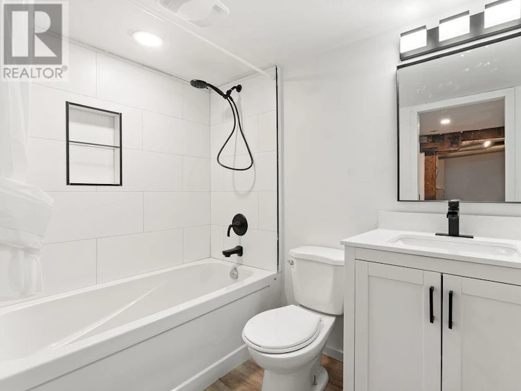 1826 East 12 Avenue, Vancouver, BC, V5N 2A5 - 9