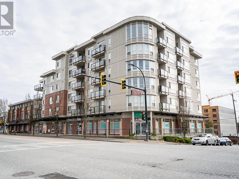 502 - 22318 Lougheed Highway, Maple Ridge BC V2X 9E8