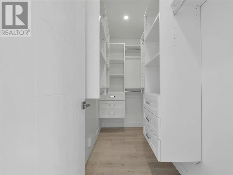 2946 East 3rd Avenue, Vancouver, BC, V5M 1H8 - 11