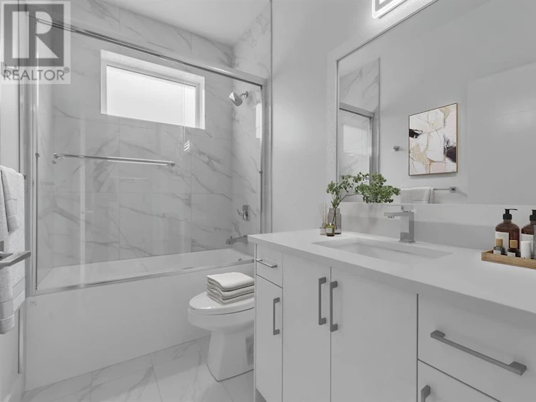 2946 East 3rd Avenue, Vancouver, BC, V5M 1H8 - 14