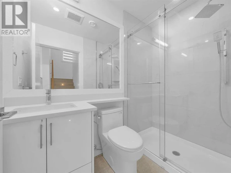 2946 East 3rd Avenue, Vancouver, BC, V5M 1H8 - 19