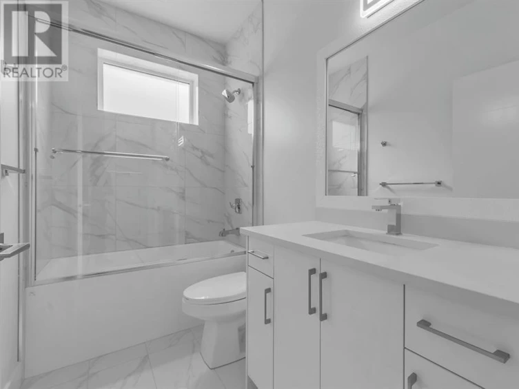2946 East 3rd Avenue, Vancouver, BC, V5M 1H8 - 23