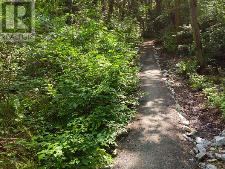 LOT-17 Riverside Drive, North Vancouver, BC, V7H 1V5 - 18