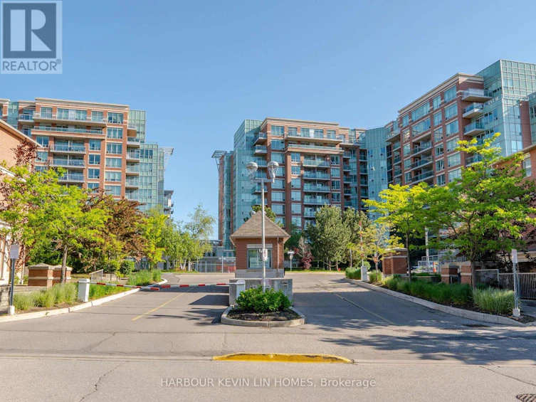 515-62 Suncrest Boulevard, Markham, ON, L3T 7Y6