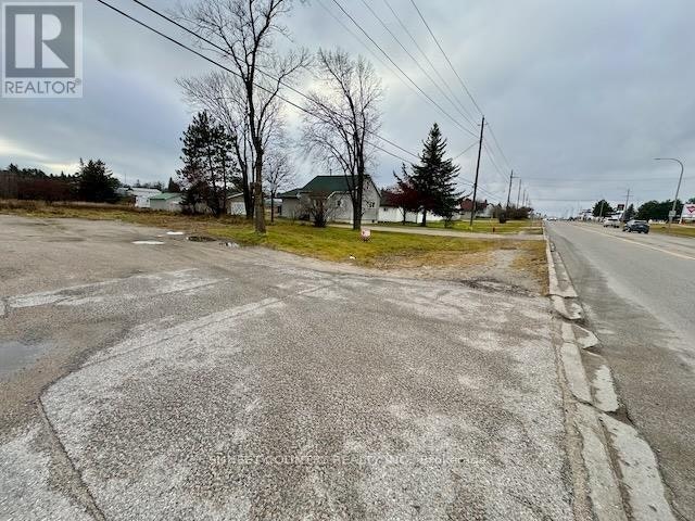 452 Government Street, Dryden, ON, P8N 2P5