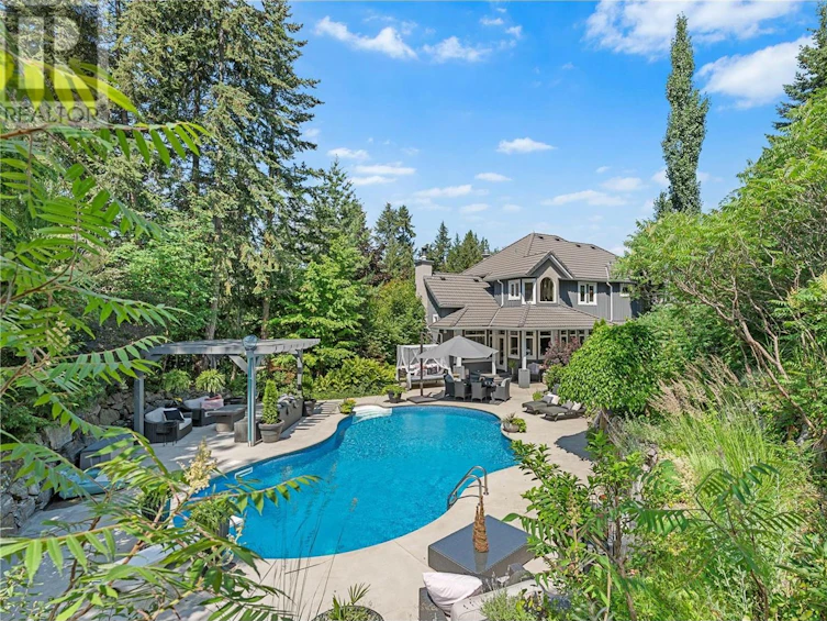 4183 Delphern Court, Kelowna, BC, V1W 4T1 - 2