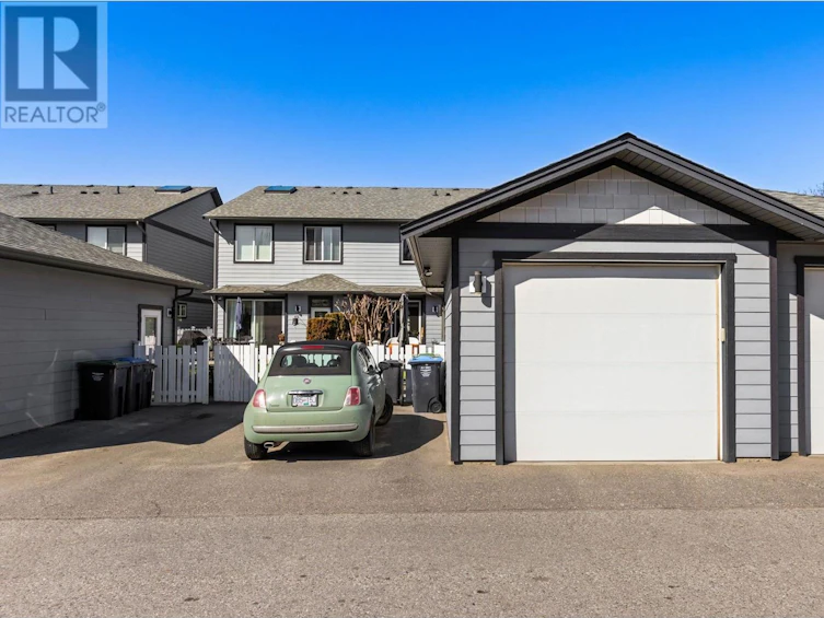 987 Laurier Avenue, Kelowna, BC, V1Y 6A9 - 49