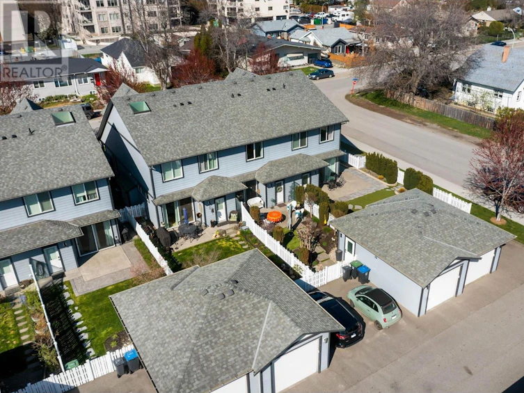 987 Laurier Avenue, Kelowna, BC, V1Y 6A9 - 52