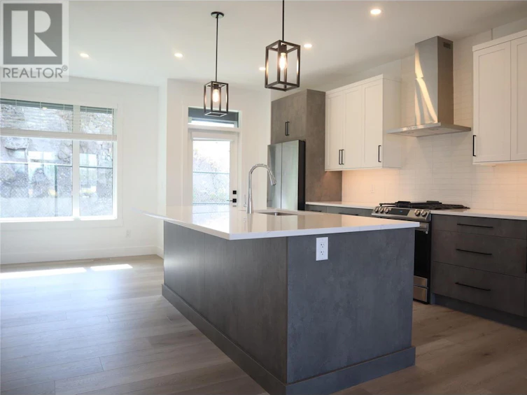 26-2835 Canyon Crest Drive, West Kelowna, BC, V4T 0E3 - 26