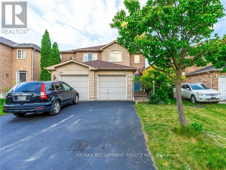3818 Foxborough Trail, Mississauga, ON, L5N 7W4
