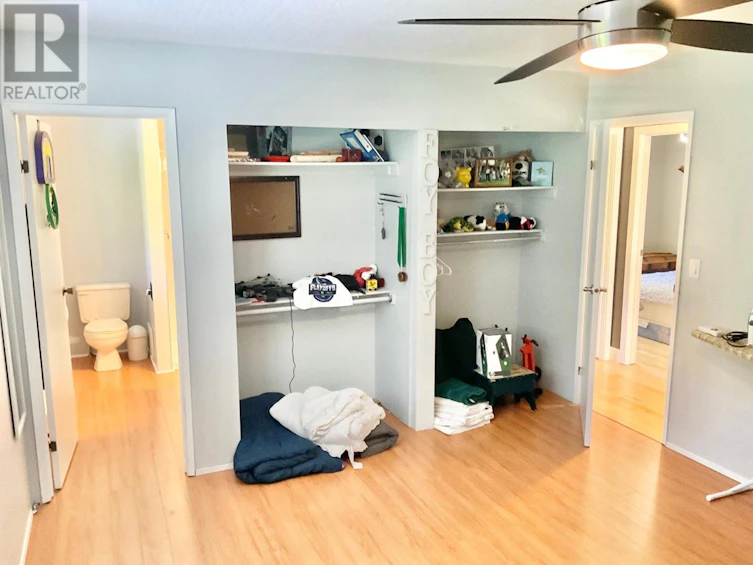 1920 3 Highway, Midway, BC, V0H 1M0 - 57
