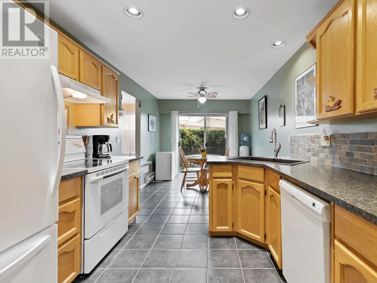 49-19060 Ford Road, Pitt Meadows, BC, V3Y 2M2 - 16