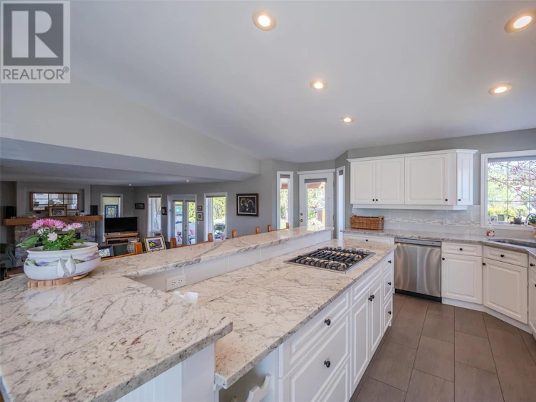 2000 Sandpiper Lane, Penticton, BC, V2A 8Y7 - 13
