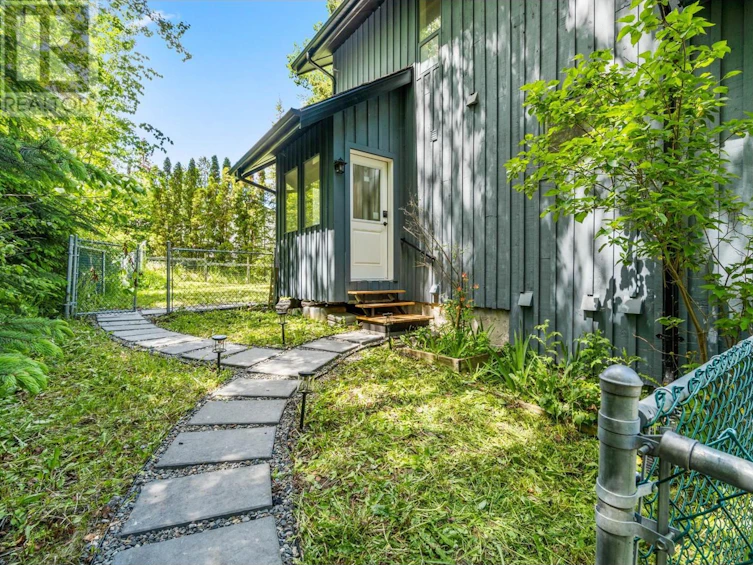3348 Powell Road, Kamloops, BC, V0E 3E1 - 4