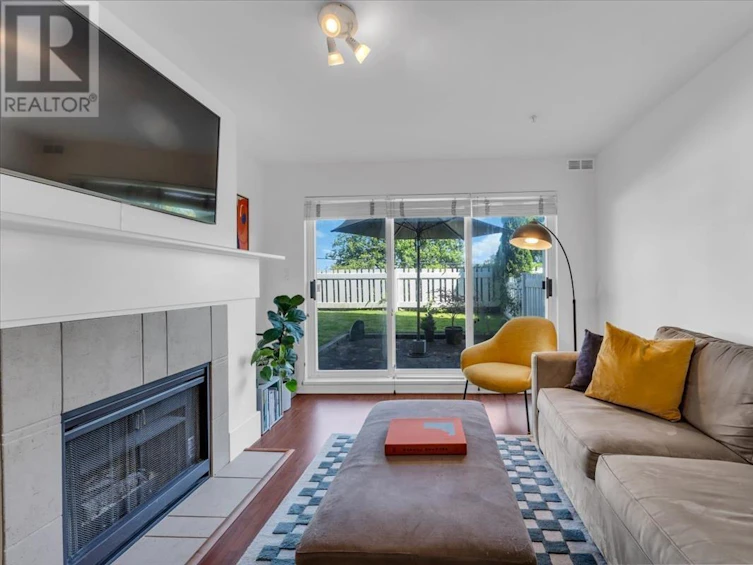 101-5500 Lynas Lane, Richmond, BC, V7C 5R5 - 3