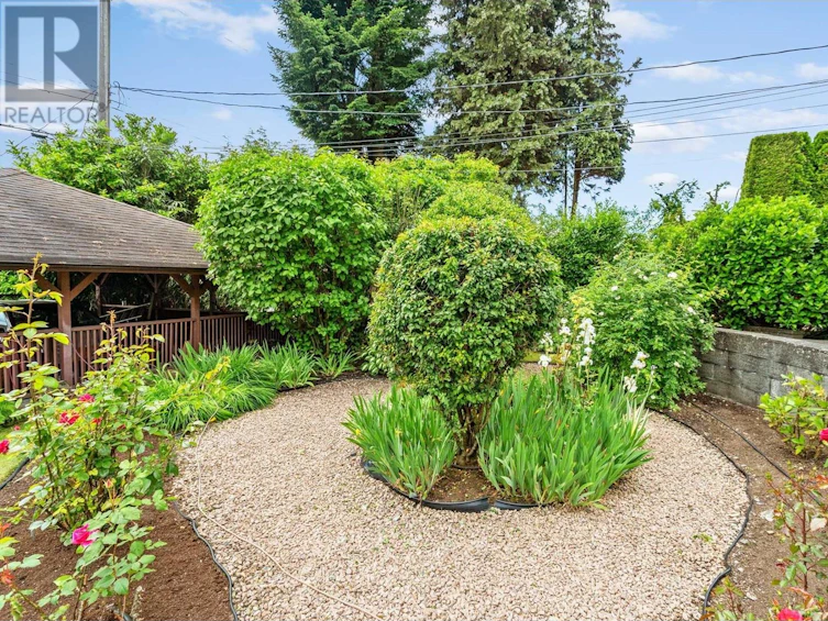 1041 Calverhall Street, North Vancouver, BC, V7L 1Y4 - 26