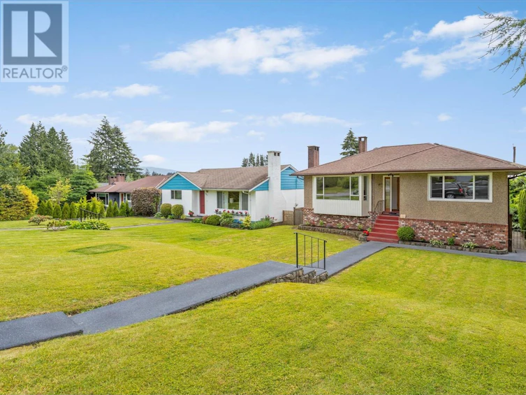 1041 Calverhall Street, North Vancouver, BC, V7L 1Y4 - 3