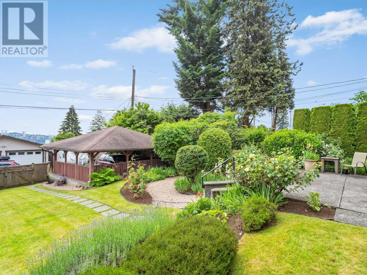1041 Calverhall Street, North Vancouver, BC, V7L 1Y4 - 32