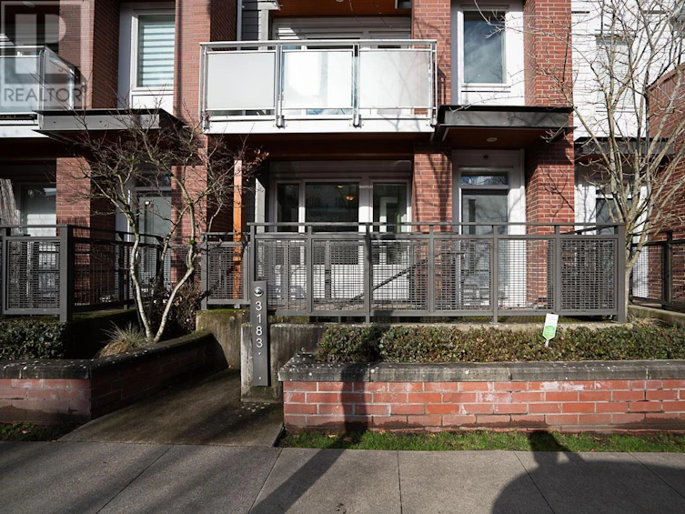 3183 East Kent Avenue North Avenue, Vancouver, BC, V5S 4Y1 - 3