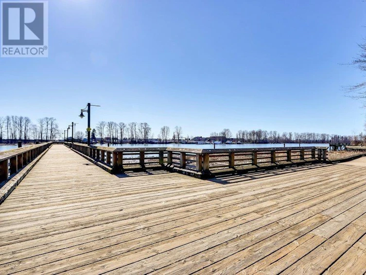 3183 East Kent Avenue North Avenue, Vancouver, BC, V5S 4Y1 - 38