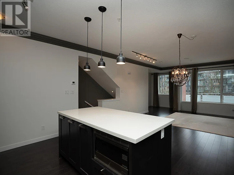 3183 East Kent Avenue North Avenue, Vancouver, BC, V5S 4Y1 - 6
