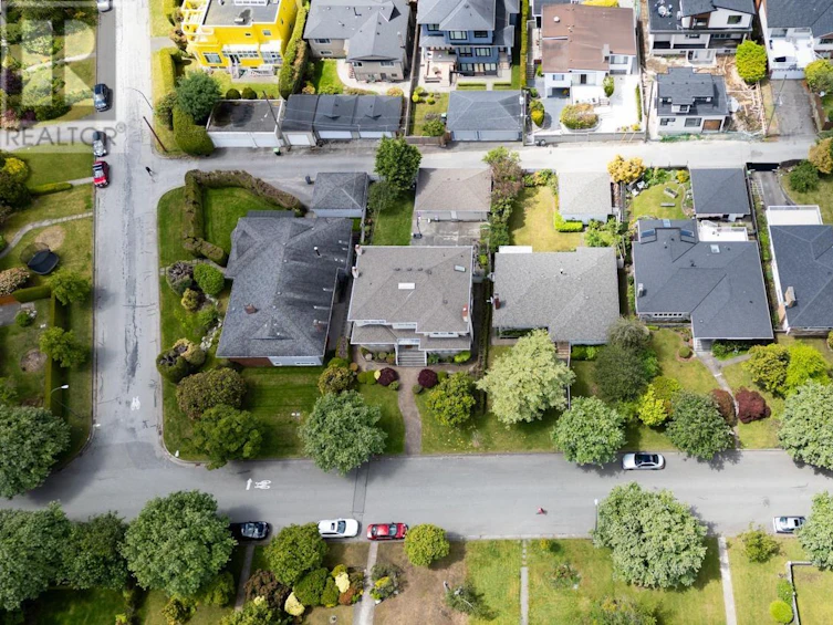 6749 Tisdall Street, Vancouver, BC, V6P 3M5 - 17
