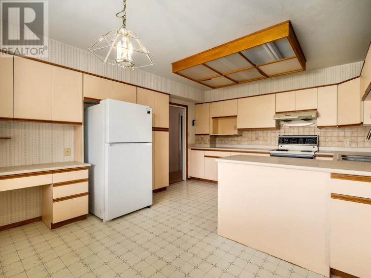 6749 Tisdall Street, Vancouver, BC, V6P 3M5 - 5