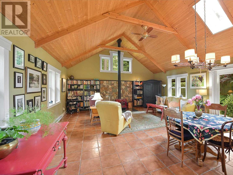 565 Lapin Road, Mayne Island, BC, V0N 2J1 - 11