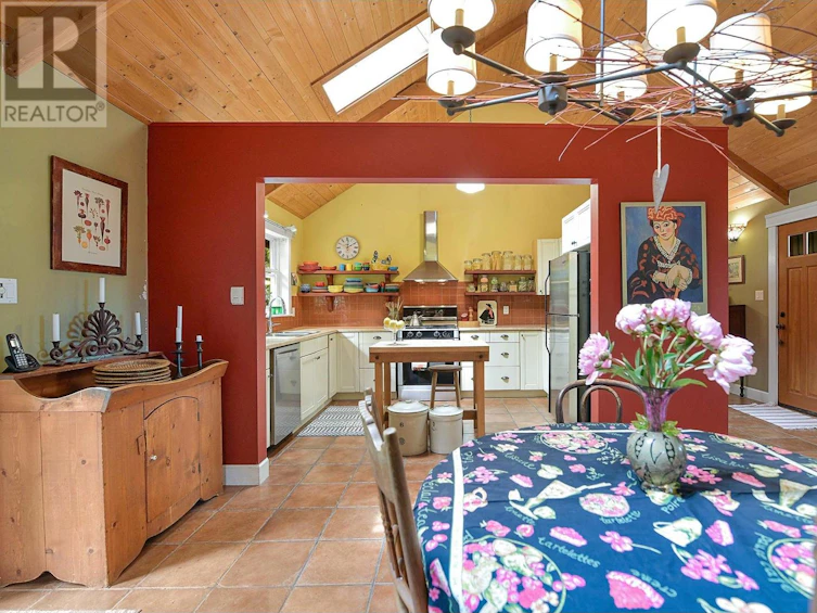565 Lapin Road, Mayne Island, BC, V0N 2J1 - 12